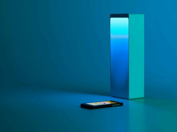Lampada Cromatica wireless a colori con autoparlante - Made in Italy