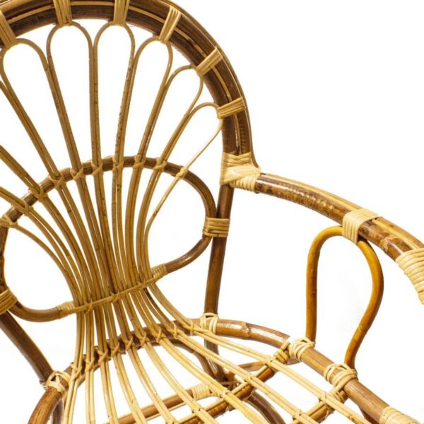 Poltrona rattan sole con cuscino cm62x65h44/62/90