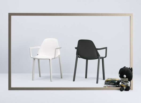 SET 4 POLTRONA PIU' CON BRACCIOLI TECNOPOLIMERO SCAB DESIGN MADE IN ITALY