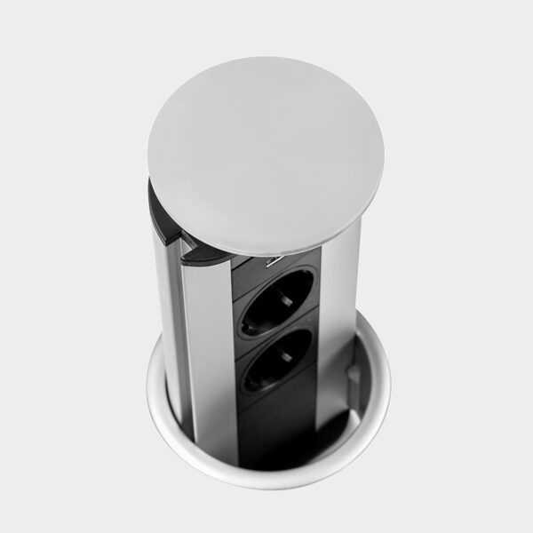 Multiconnettore Port USB, Anodizzato opaco, Tecnoplastica e Alluminio.