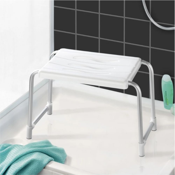 Sgabello per vasca da bagno per disabili colore bianco - immagine 2